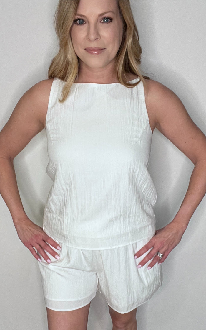 Soft Horizon Tank-White