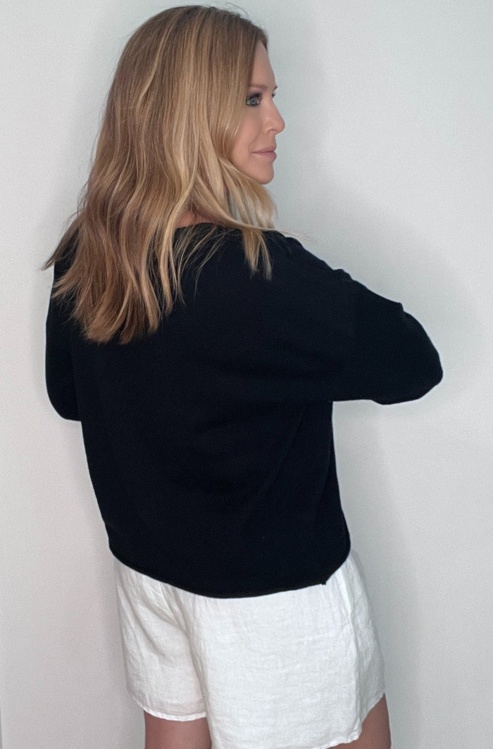 Essential Coast Sweater-Black