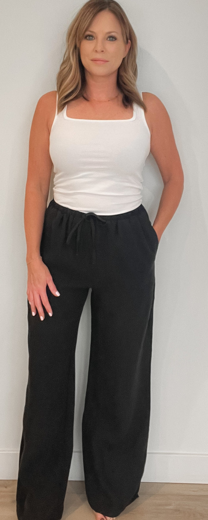 Capri Linen Pant-Black