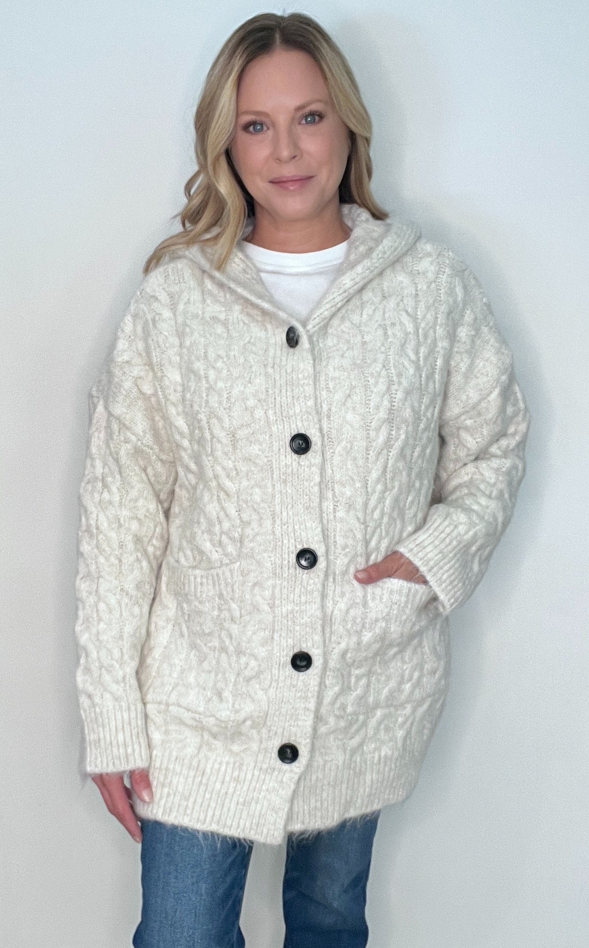 The Cozy Cable Hoodie-Cream