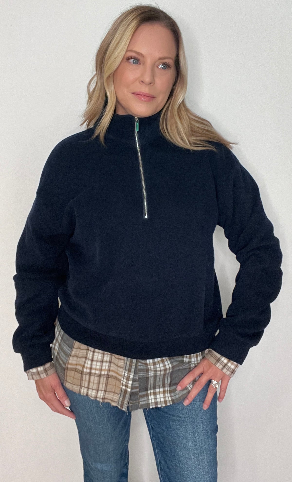 The Campfire Classic Half Zip-Navy