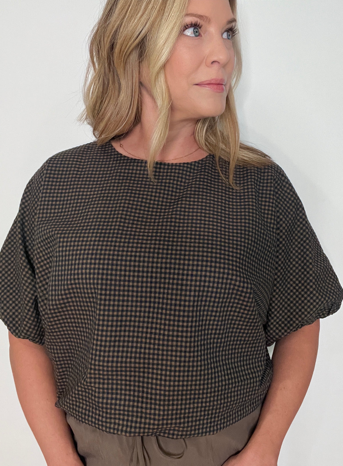 Shadow Gingham Top-Navy/Mocha