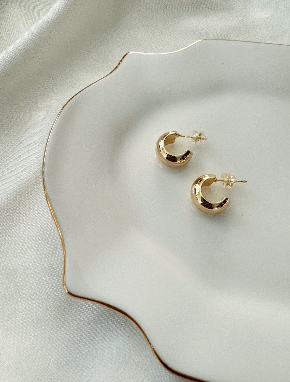 Chunky Mini Hoop Earrings